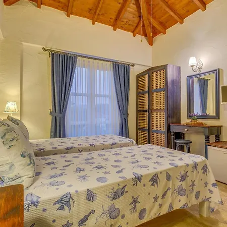 Fora 3* Alaçatı