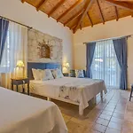 Fora Hotel 3*