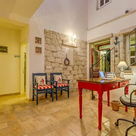 Fora 2* Alacati